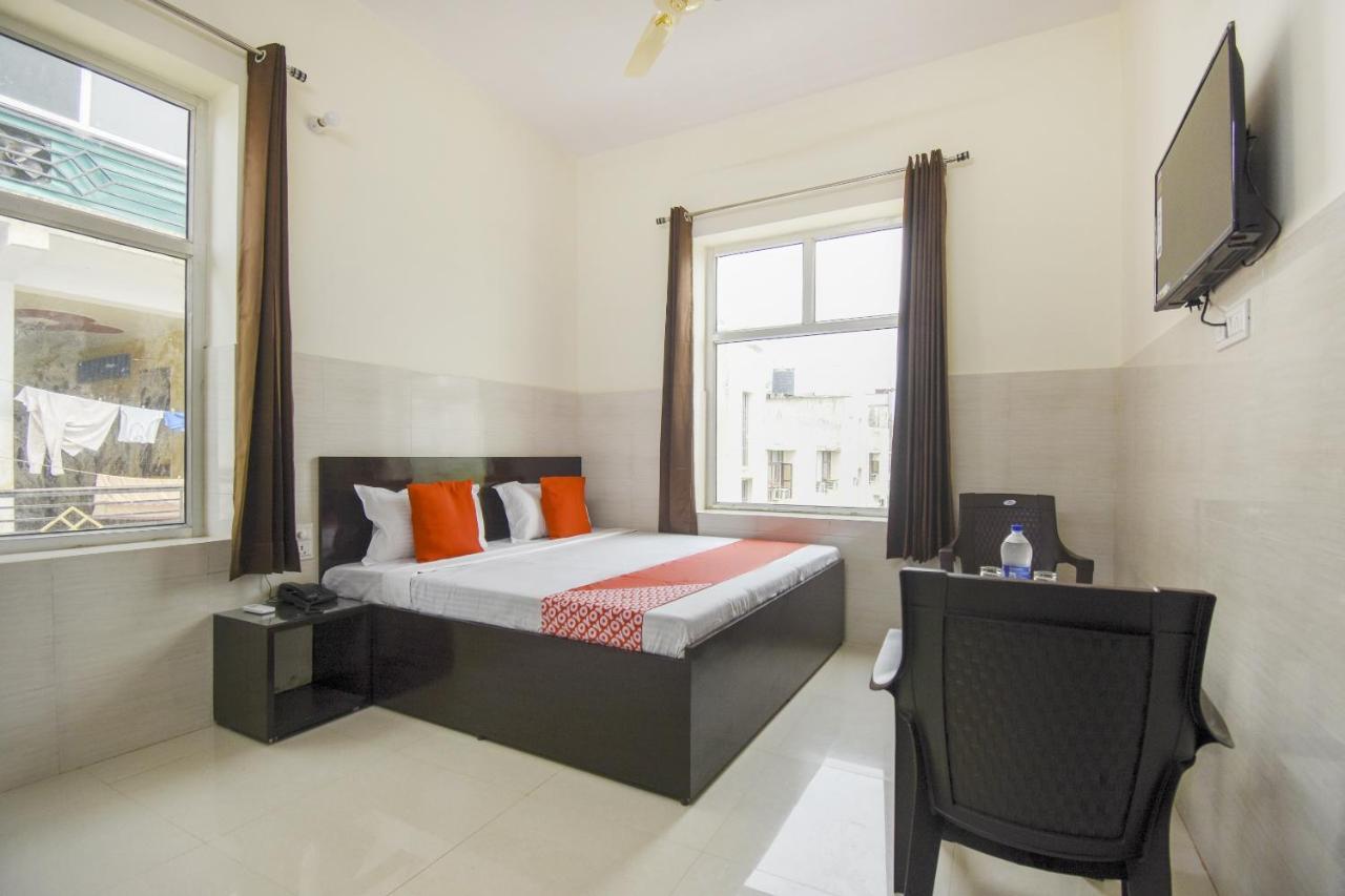 Flagship 75751 Hotel Surya Bahadrabad Exterior foto